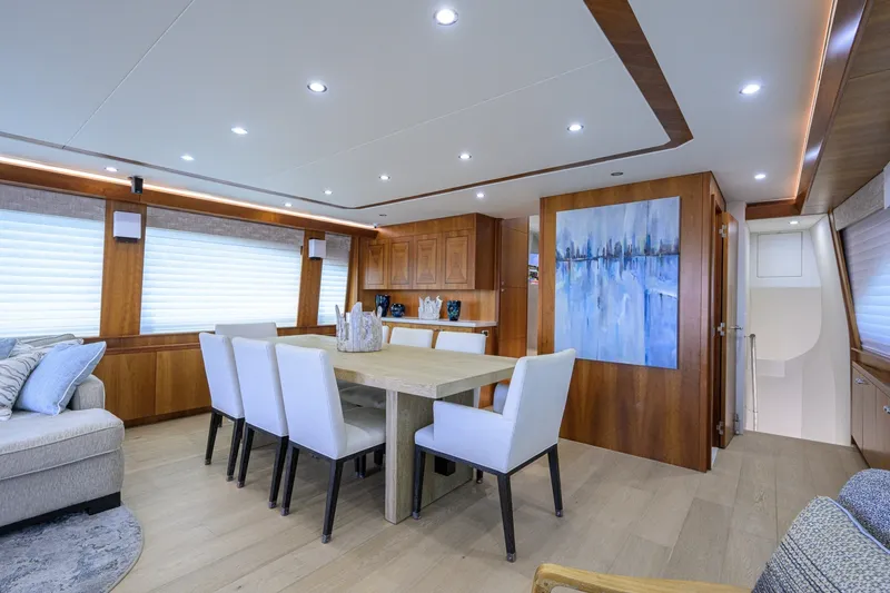 Slide: The Image of Hatteras 80 Motor Yacht 2013 - 7954175