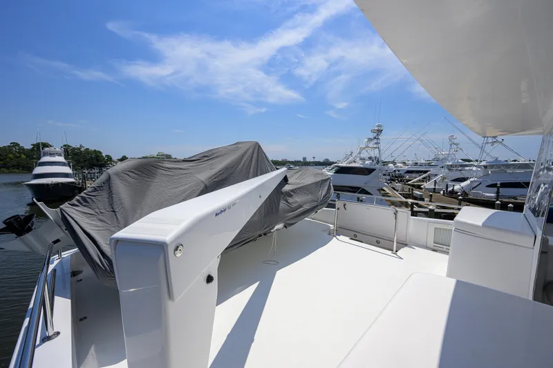 Slide: The Image of Hatteras 80 Motor Yacht 2013 - 7954265