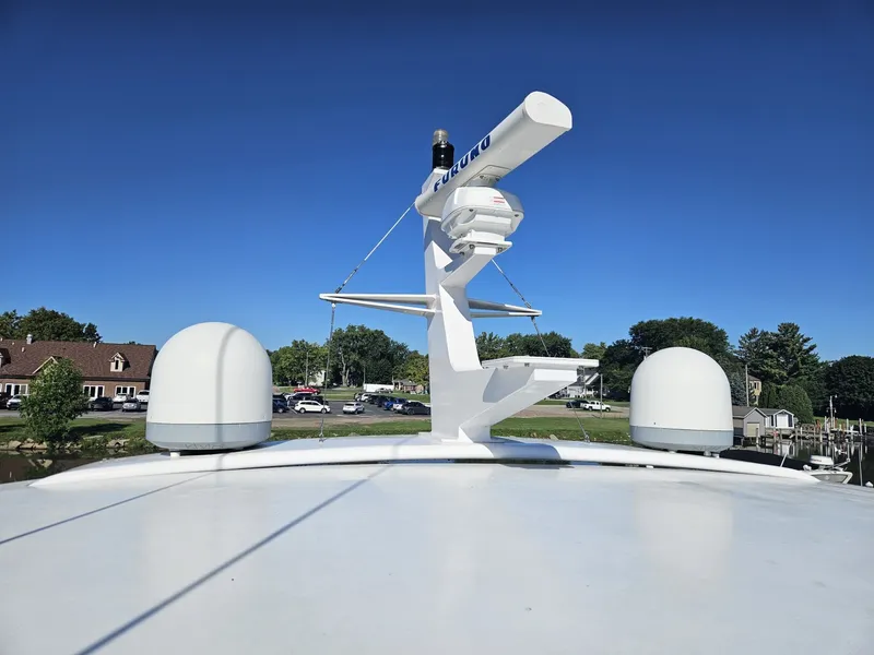 Slide: The Image of Hatteras 70 Cockpit Motor Yacht 1991 - 7958869