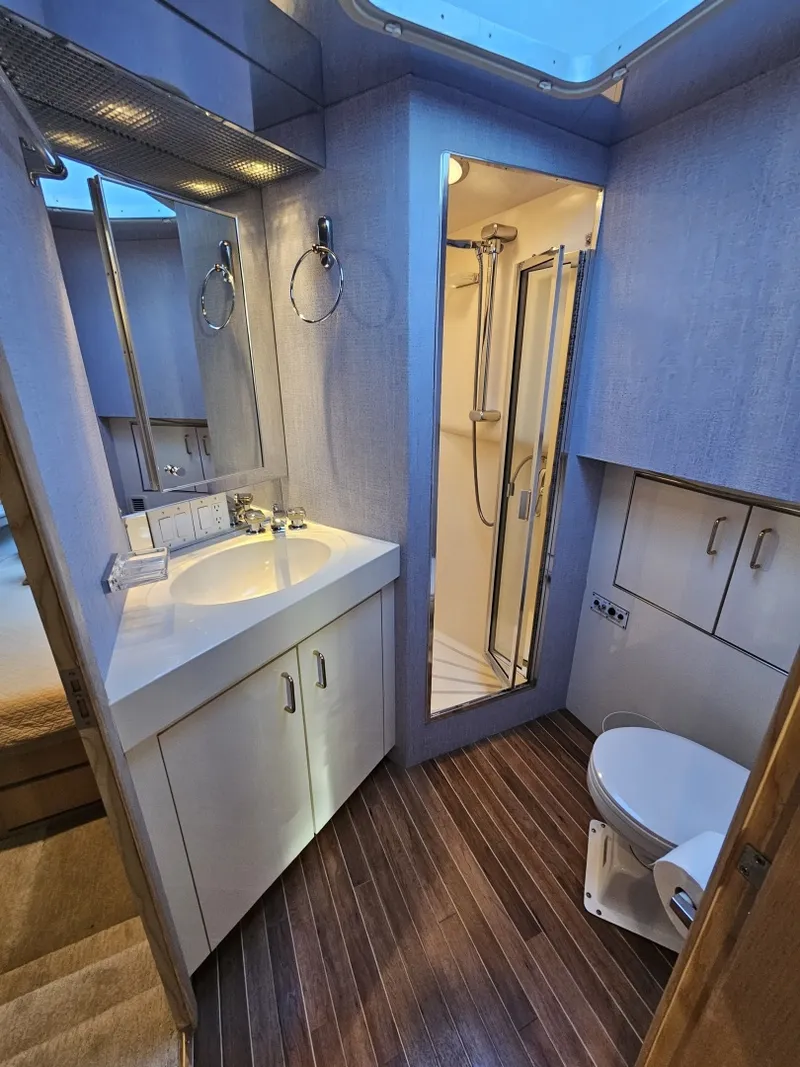 Slide: The Image of Hatteras 70 Cockpit Motor Yacht 1991 - 7958875