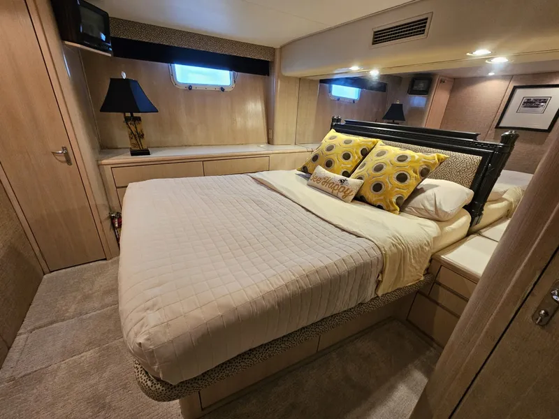 Slide: The Image of Hatteras 70 Cockpit Motor Yacht 1991 - 7958880