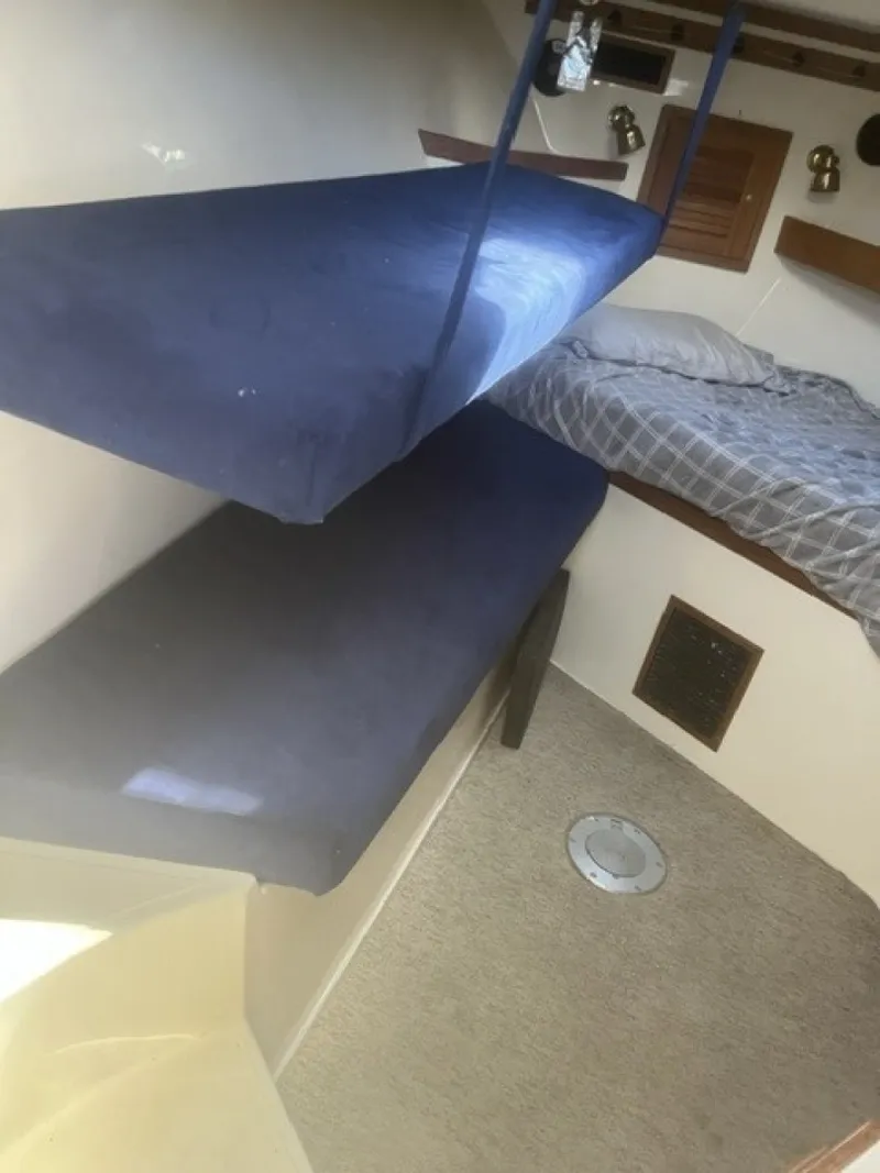 Slide: The Image of Pullman Berth - 8036809