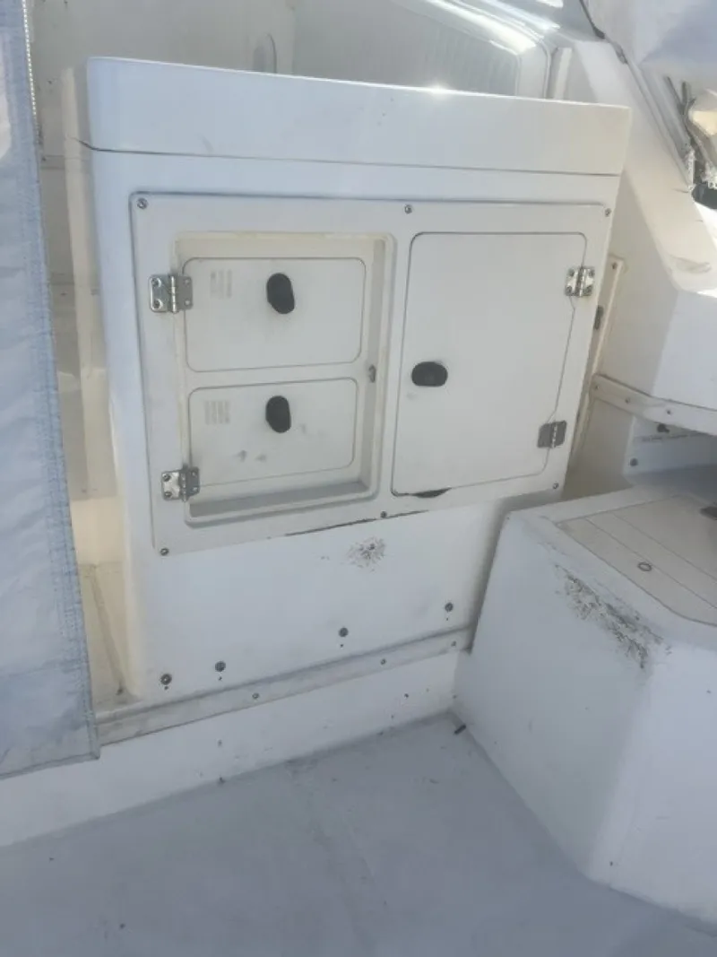 Slide: The Image of Tackle Station - 8036820