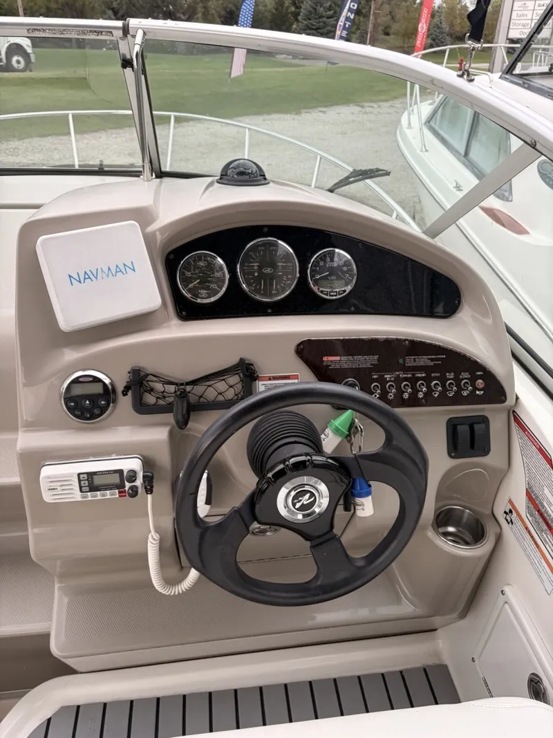 Slide: The Image of Sea Ray 240 Sundancer 2007 - 8169731