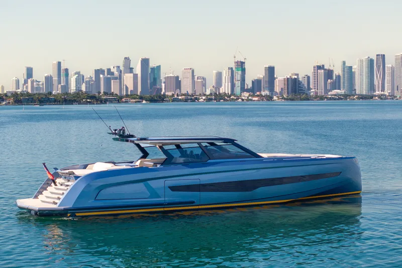 The Image of Vanquish VQ70 2026 - 0