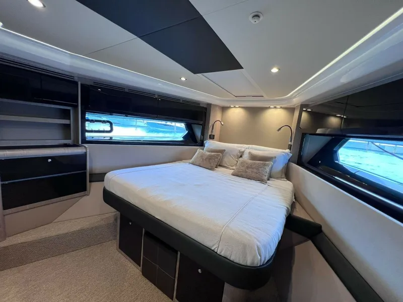 Slide: The Image of Azimut Atlantis 51 2025 - 7959983