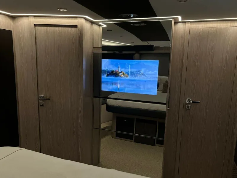 Slide: The Image of Azimut Atlantis 51 2025 - 7959989