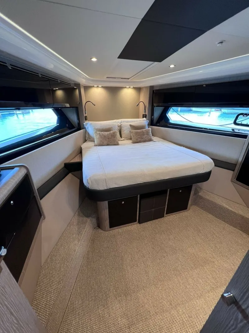 Slide: The Image of Azimut Atlantis 51 2025 - 7959986