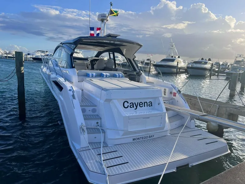 Slide: The Image of Azimut Atlantis 51 2025 - 7960000