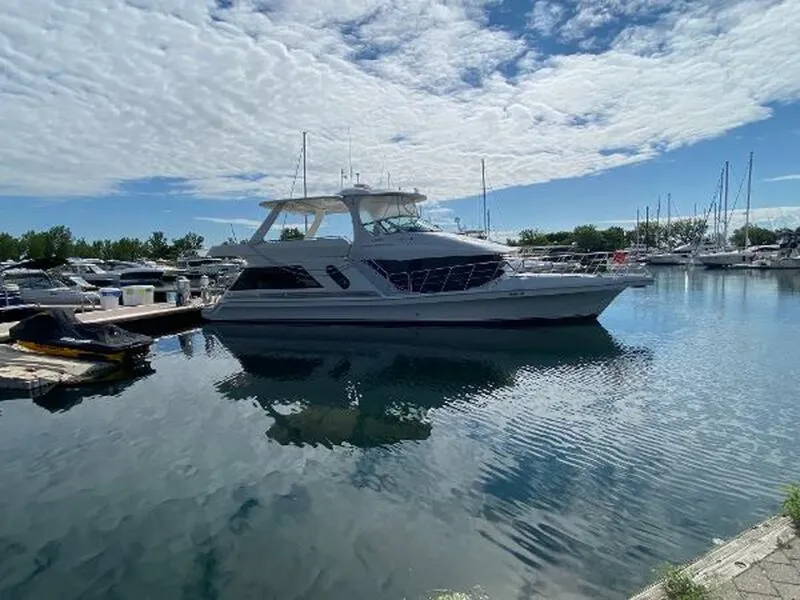 The Image of 1999 Bluewater 5200 - 8024996
