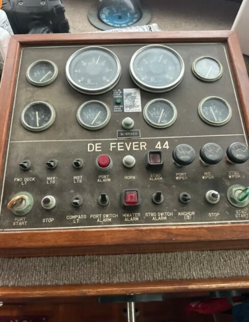 Slide: The Image of DeFever 44 1987 - 8046412