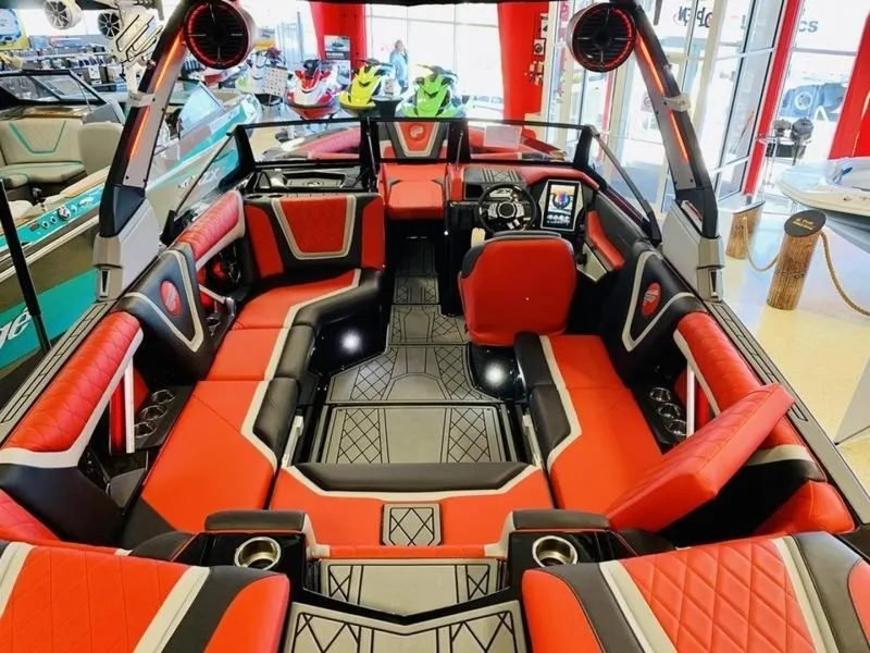 Slide: The Image of Tige 23ZX 2021 - 8172560