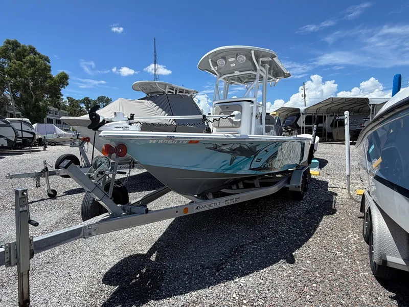Slide: The Image of Sea Pro 210 Bay 2024 - 8034362