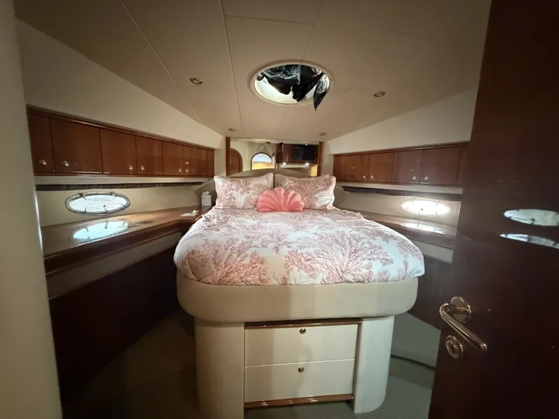 Slide: The Image of Neptunus 56 Flybridge 2004 - 8035310