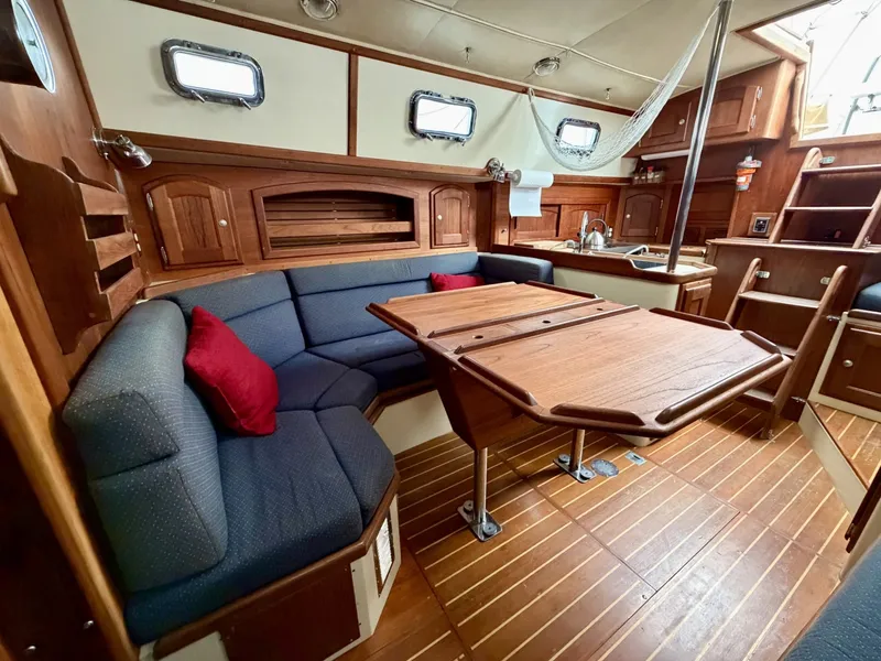 Slide: The Image of Pacific Seacraft Crealock 1997 - 8035756