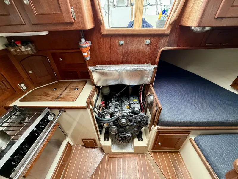 Slide: The Image of Pacific Seacraft Crealock 1997 - 8035733