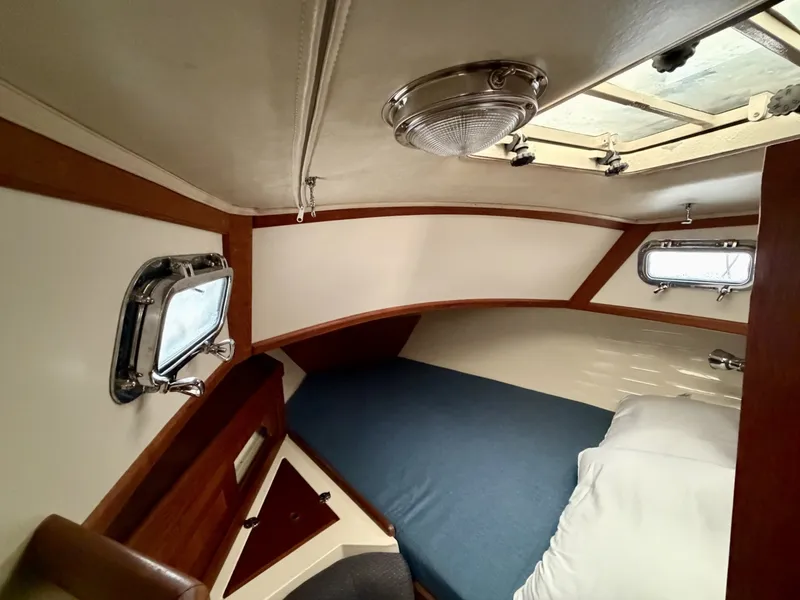 Slide: The Image of Pacific Seacraft Crealock 1997 - 8035771