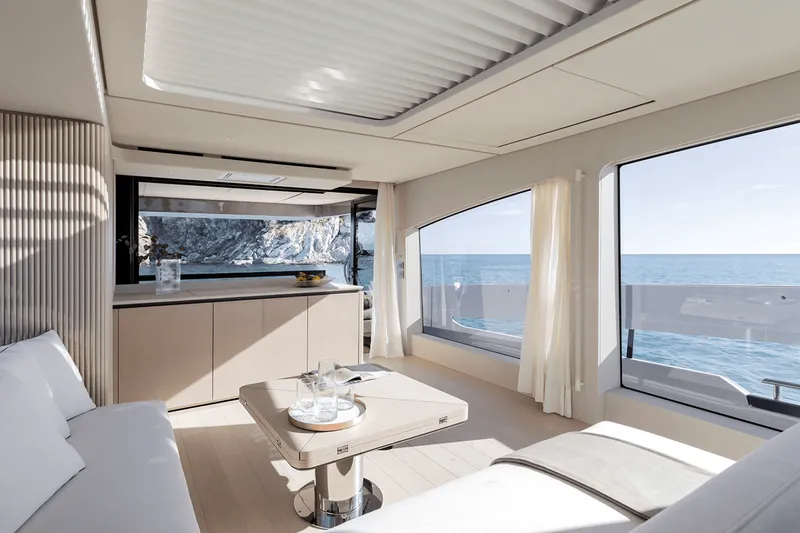 Slide: The Image of Azimut Seadeck 6 2027 - 8035884
