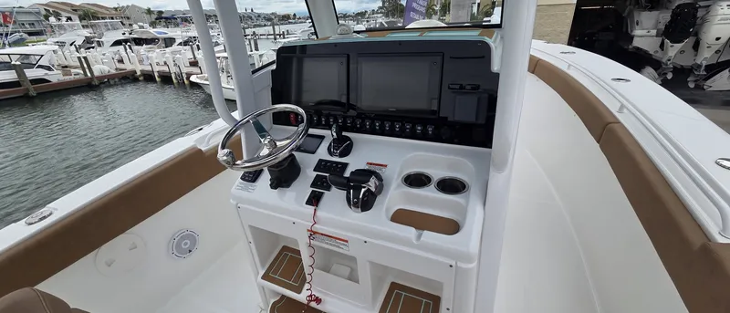 Slide: The Image of Sea Hunt 27 Gamefish CB 2021 - 8036277