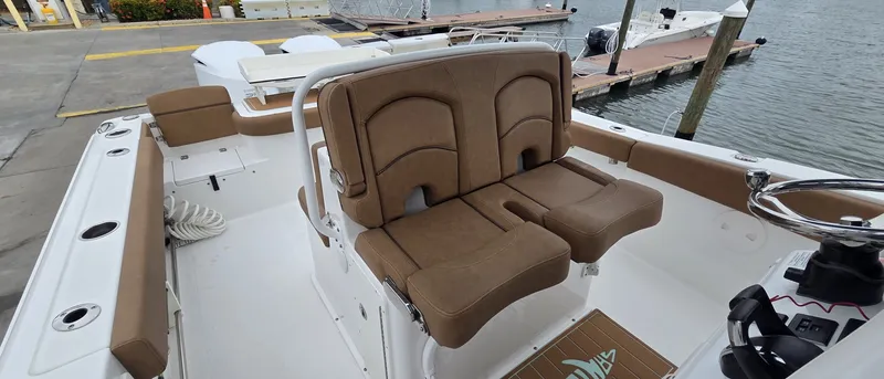 Slide: The Image of Sea Hunt 27 Gamefish CB 2021 - 8036274