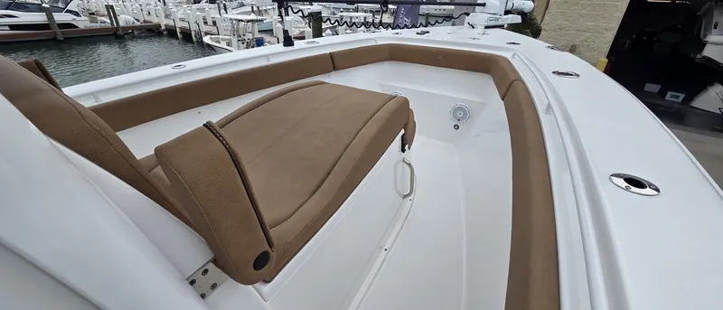 Slide: The Image of Sea Hunt 27 Gamefish CB 2021 - 8036286
