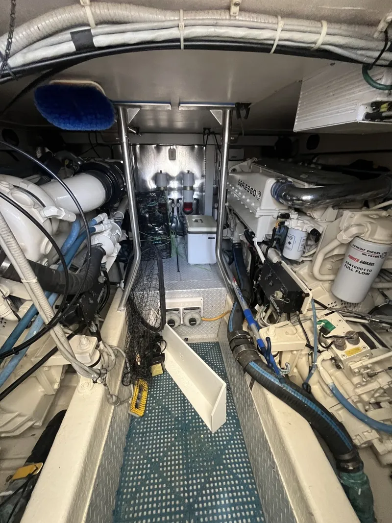 Slide: The Image of Engine Room on the 2004 Ocean Yachts 52 Super Sport - 8036664