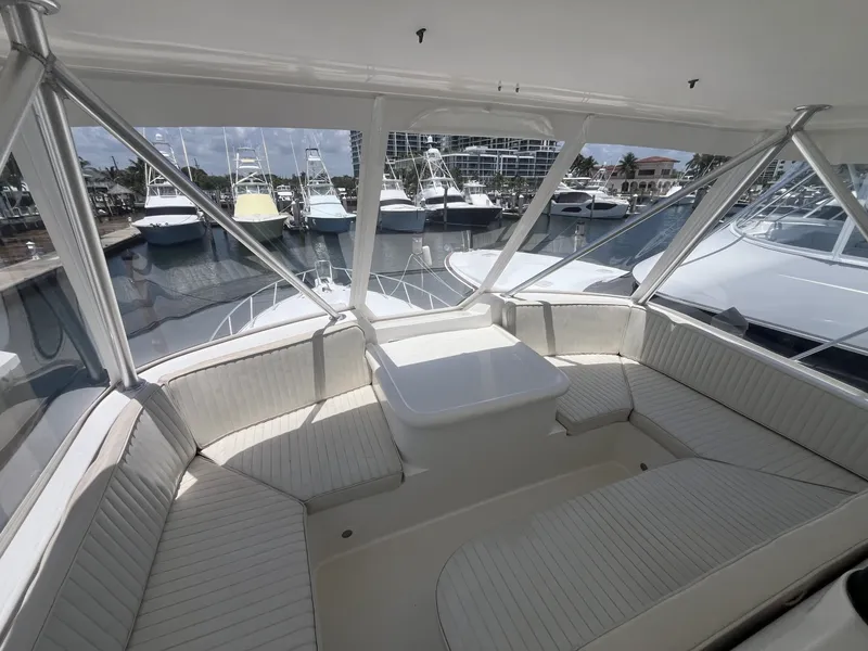 Slide: The Image of Helm and Flybridge Area on the 2004 Ocean Yachts 52 Super Sport - 8036678