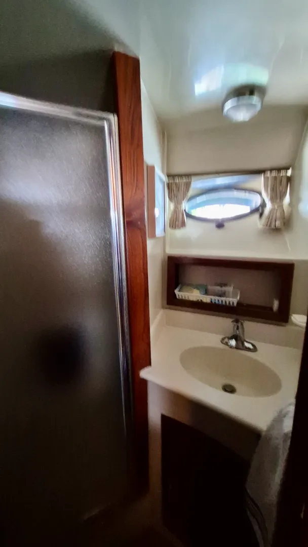 Slide: The Image of 1989 Carver 48 Californian - 8038610