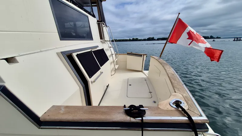 Slide: The Image of 1989 Carver 48 Californian - 8038583