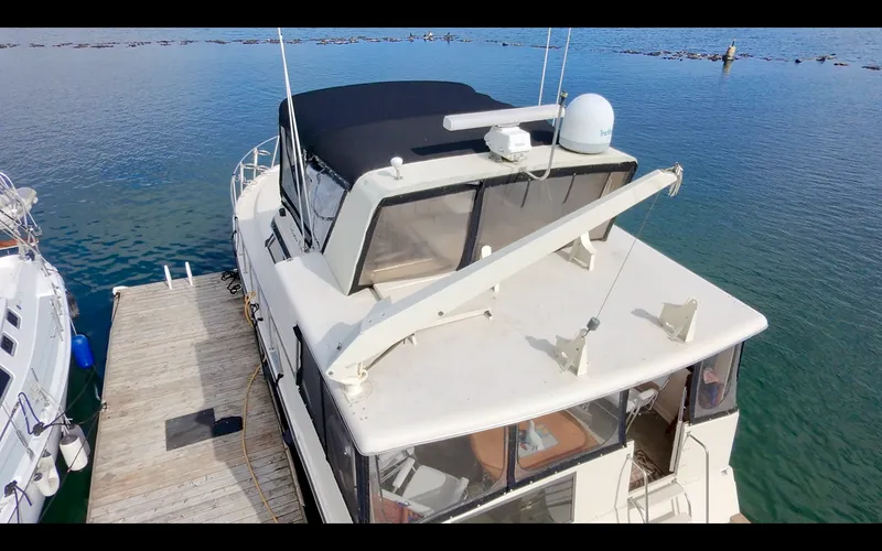 Slide: The Image of 1989 Carver 48 Californian - 8038646