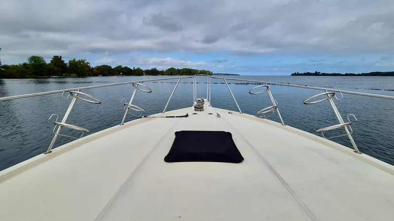 Slide: The Image of 1989 Carver 48 Californian - 8038577