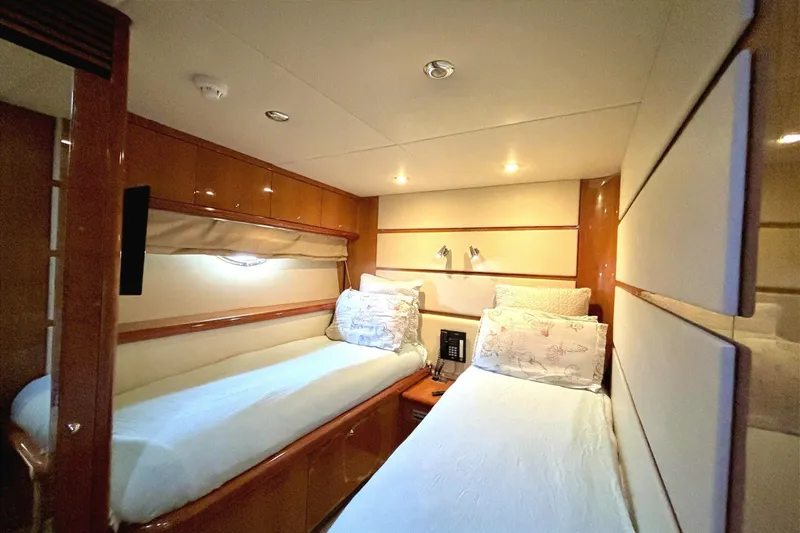 Slide: The Image of Sunseeker 75 Yacht 2005 - 8315384