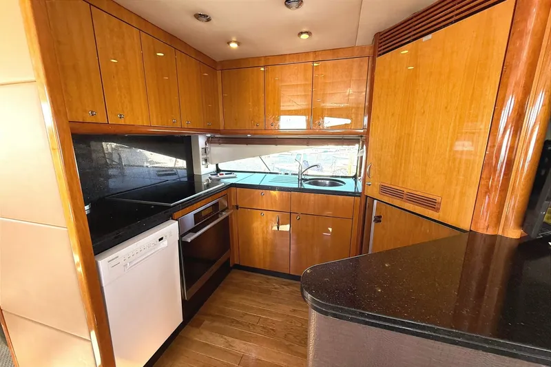 Slide: The Image of Sunseeker 75 Yacht 2005 - 8315281