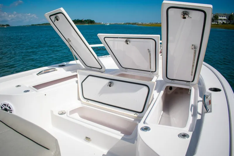 Slide: The Image of Sportsman Masters 247 Bay Boat 2023 - 8044636
