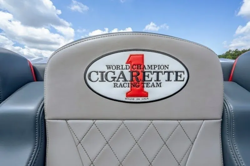 Slide: The Image of Cigarette 42X 2018 - 8044723