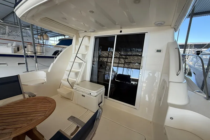 Slide: The Image of Meridian 411 Sedan 2007 - 8044800
