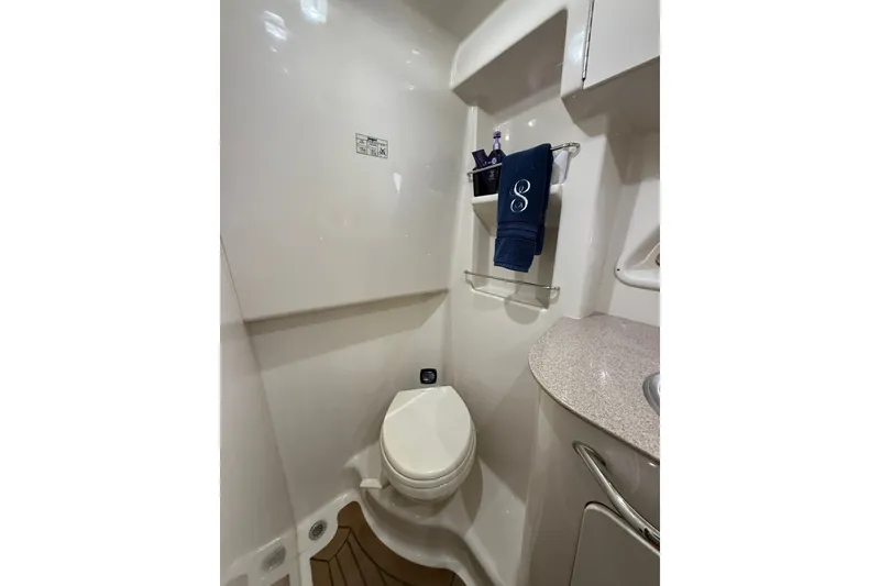 Slide: The Image of Sea Ray Sundancer 310 2007 - 8044992