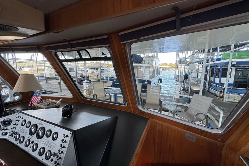 Slide: The Image of Gibson 44 CABIN YACHT 1993 - 8045215
