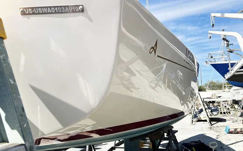 Slide: The Image of Alerion Express 2019 - 8045832