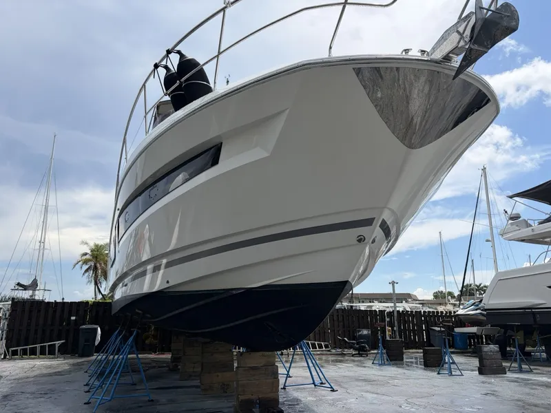 Slide: The Image of Prestige 460 2022 - 8046238