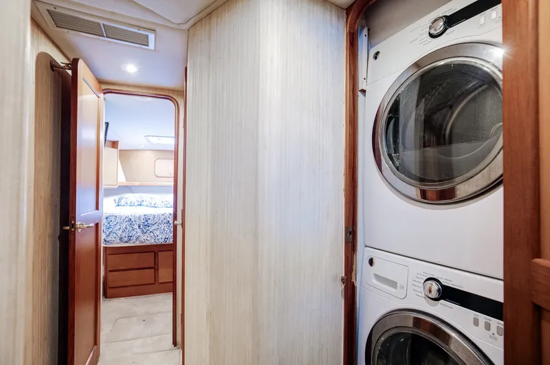Slide: The Image of Ocean 50' Super Sport 2006 - 8146059
