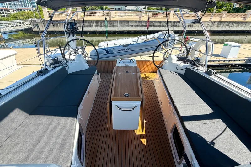 Slide: The Image of Jeanneau Sun Odyssey 410 2024 - 8151268