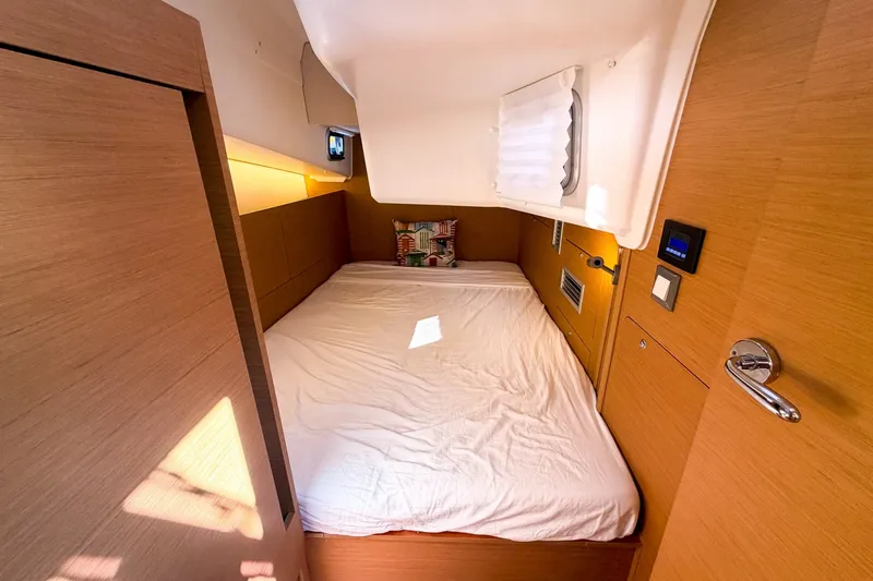 Slide: The Image of Jeanneau Sun Odyssey 410 2024 - 8151330