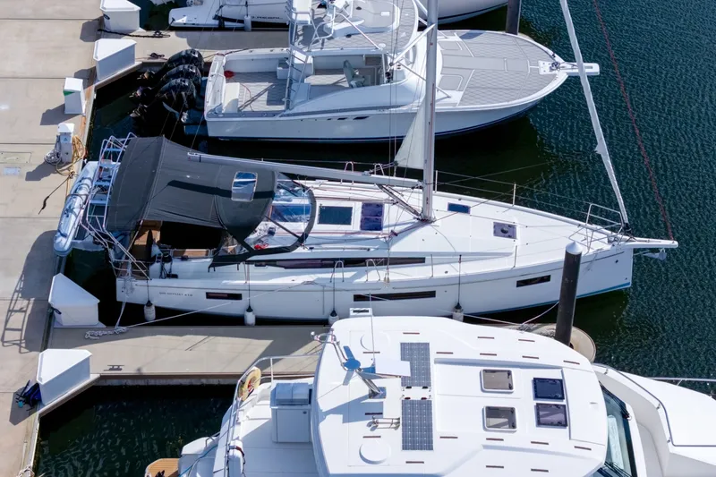 Slide: The Image of Jeanneau Sun Odyssey 410 2024 - 8151374