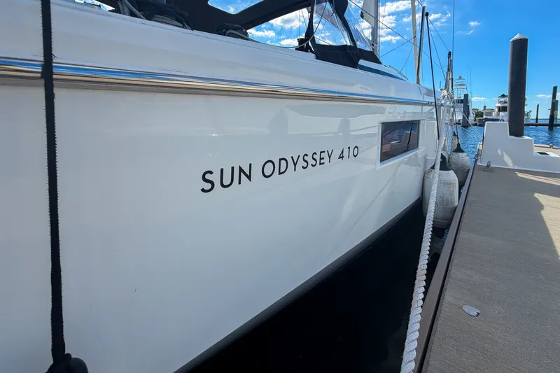 Slide: The Image of Jeanneau Sun Odyssey 410 2024 - 8151359