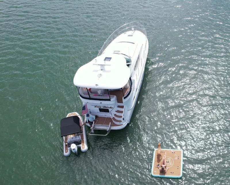 Slide: The Image of Sea Ray 40 MY 2006 - 8168010