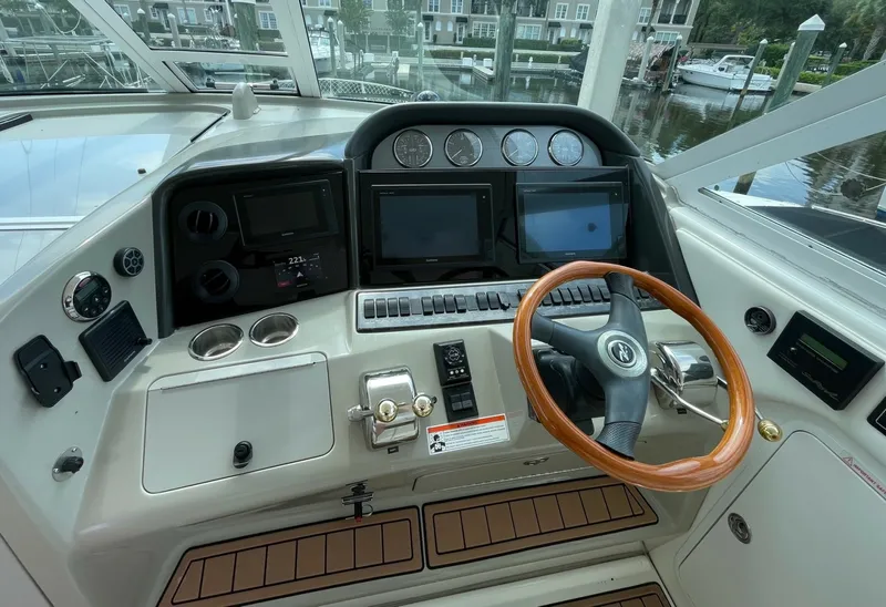 Slide: The Image of Sea Ray 40 MY 2006 - 8168017