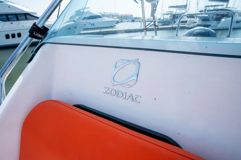 Slide: The Image of Zodiac Medline 6.8 2026 - 8051677