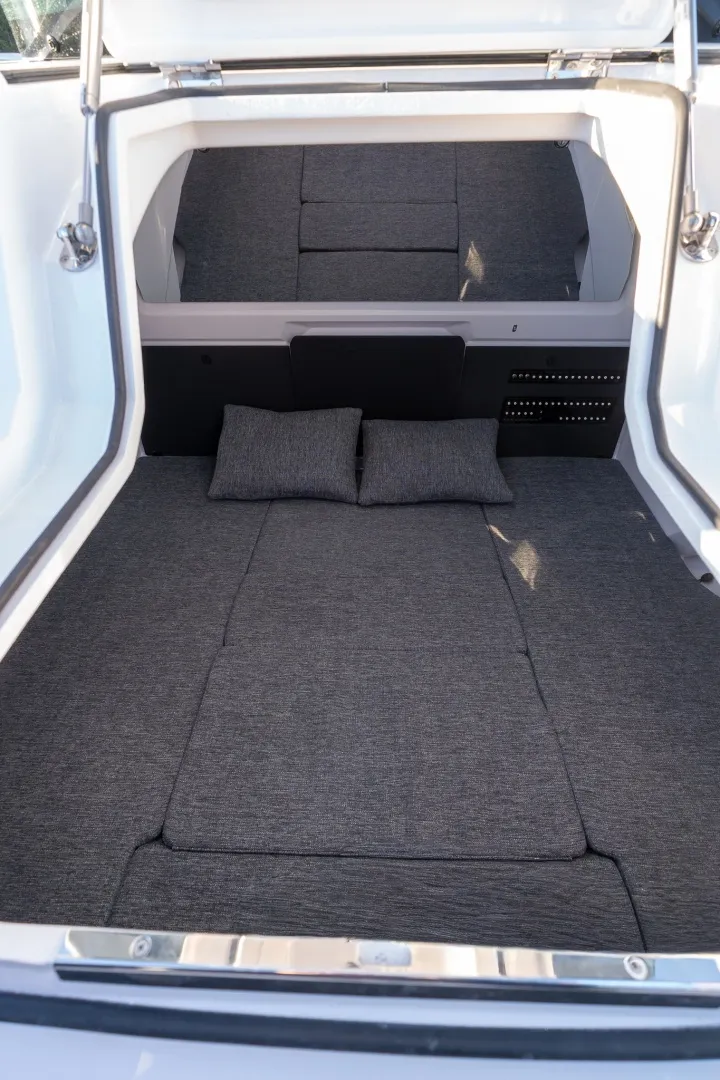 Slide: The Image of Axopar Cross Cabin 2026 - 8054577
