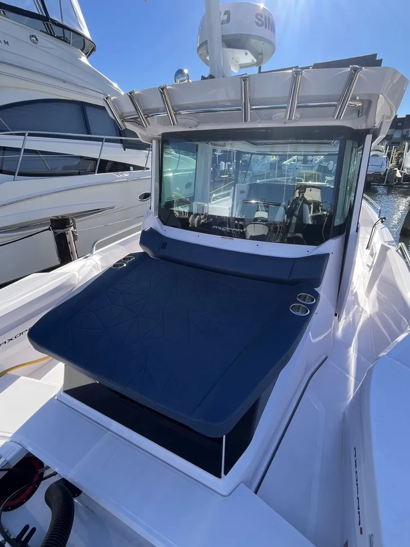 Slide: The Image of Axopar Cross Cabin 2026 - 8664684